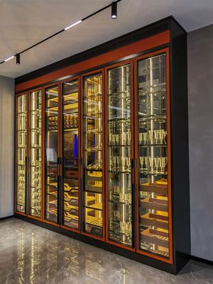 Un bon prix. Cave à vin autoportante en acier inoxydable, style luxe, meuble décoratif pour la maison en ligne